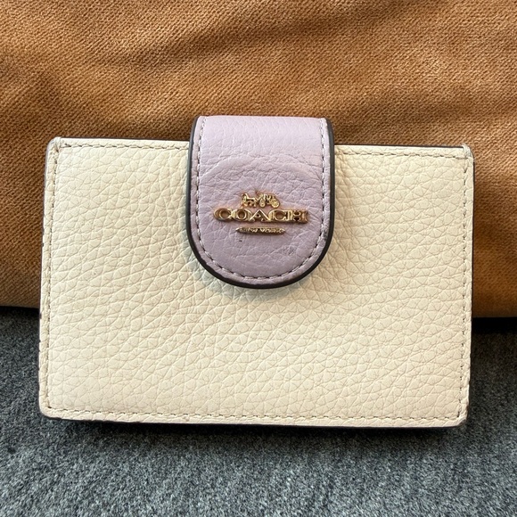Coach Handbags - Coach Cream and Lavender Accordion Card Case In Colorblock CA765